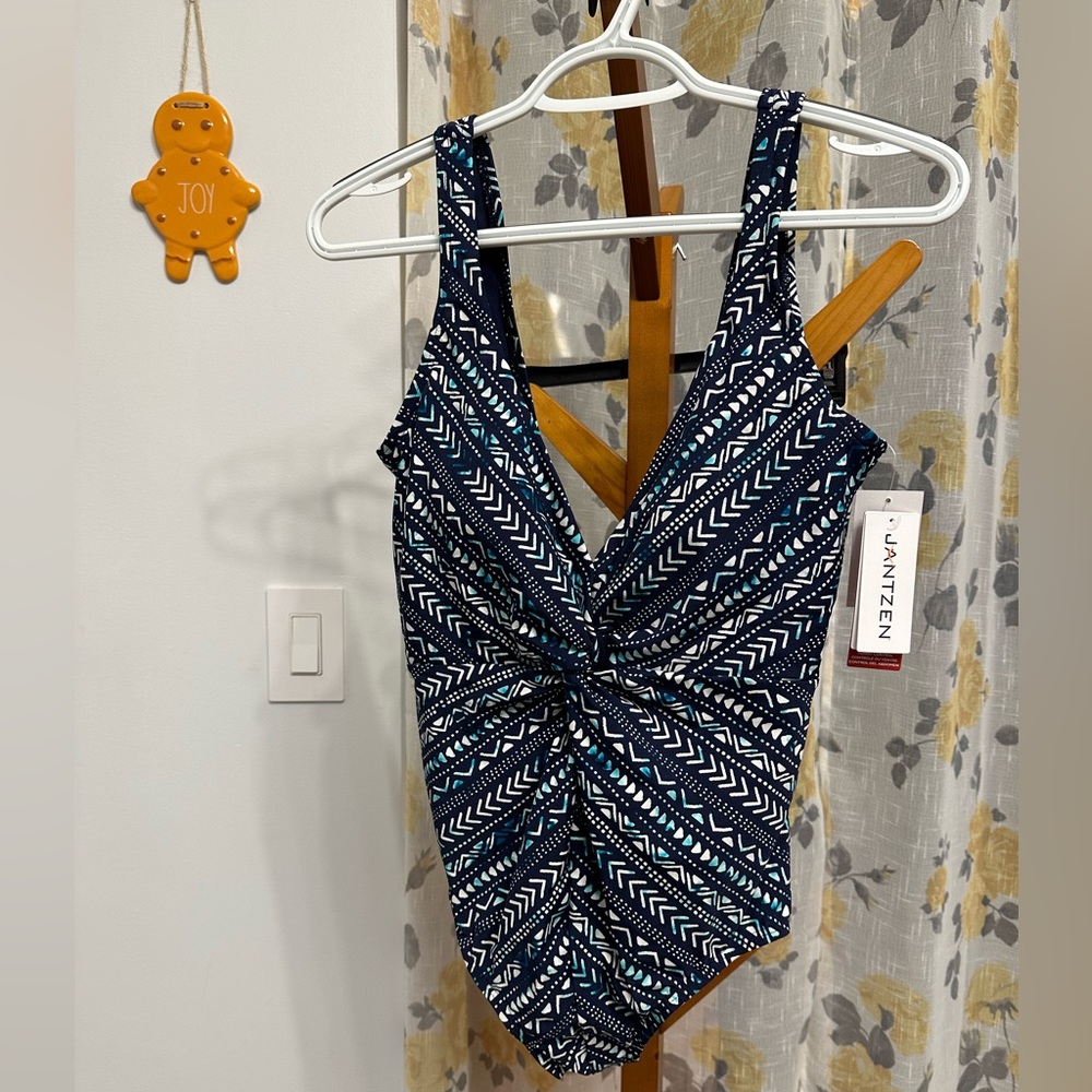 Jantzen swimsuit one piece UPF 50
